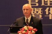 IMA主席 William Knese